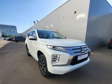 MITSUBISHI MONTERO SPORT